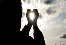 足球职业生涯展望喜人，更多球员崭露头角的简单介绍